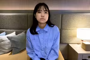 fc2-ppv 4692938 AOI（19）她什麼都不知道，但是她確實需要錢，所以她出現了。她給了第一個口交，並用大黑色乳暈在相機前露出裸露的身體。