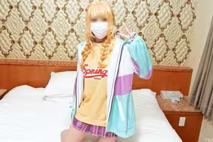 fc2-ppv 4729551 [物品數量不可用/價格有限]最可愛的Fujita Ko○NE在世界上和Creampie性愛視頻提供了服務！一個非常愉快的，粘的口交和打擊的女牛仔位置，兩槍爆炸了！