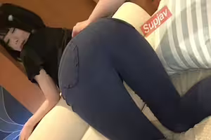 FC2PPV 4830927 *1月18日前七折優惠 [首次拍攝] 24歲新婚第一年的女性。這位身材火辣、臀部豐滿的新婚妻子性欲旺盛，竟然連續兩次被灌精。第一人稱視角 [有]