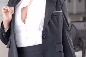 働きウーマン ~肉食系の女上司と性処理ペットの部下~