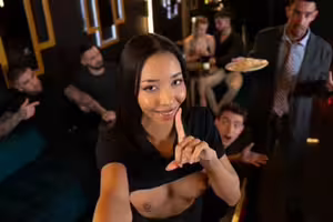 Lia Lin – The Truth About Your Waiters