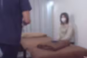 fc2-ppv 4705951 新商品銷售半價直到6/22！[不/他媽的]一個看上去很安靜，似乎有點保留的女人來到了我們的商店。一位小型，皮膚的辦公女士的臀部非常漂亮。她的陰毛太蓬鬆了