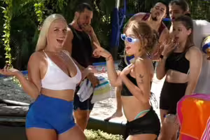 Elana Bunnz – Big Digs And Sloppy Sets