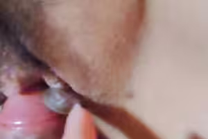 海角社区.干妈老妈在旁边睡着图谋不轨被骂了