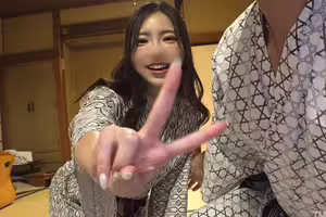 fc2-ppv 4843615 【粉絲答謝會】加長版：劇烈抽搐、中出吃到飽！1晚2天溫泉亂交Yukki版美乳美臀激烈性交中出溫泉旅館視頻【特典：超時智能手機視頻】| FC2電子市場