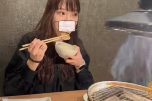 fc2-ppv 4805924 與攝影師愛上的接待員的即興性愛 IMEDAMAFC2 | FC2電子市場