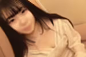 fc2-ppv 4712596 [黑髮X嬰兒臉]一個美麗的短女人150厘米，我在Nakameguro的一家站立酒吧遇到了♡享受她的120分柔軟的身體和奶油餅！