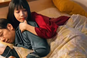 FC2-PPV-4818061 （前編）新婚の若妻と八百屋の店主 〜市場の裏で目覚めた、艶めく人妻の秘密〜