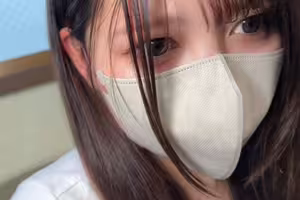 FC2-PPV-4713731 【完全素人】カワイイのにエロすぎる逸材19歳。危険日だけど生挿入。あまりの気持ちよさに腰が止まらず大量中出し。