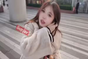 FC2PPV 4826310 一位身材火辣、胸部豐滿、臀部翹挺的服裝售貨員，在上夜班前與人約會，享受了一場激情四射的性愛，最後渾身沾滿了精液！ [有]