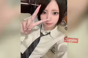 FC2PPV 4854091 [無修正】超S級美形ショートカット制服美女との放課後デート!敏感マコで連続イキする早熟18歳に種付けピストン中出し交尾!!