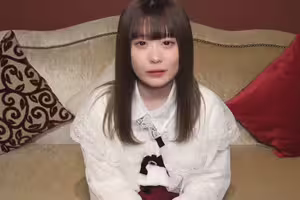 fc2-ppv 4779058 【傳說】綾醬。暴力叔叔的僵硬粘稠的雞巴大量爆炸。巨大的體內射精在平靜而完美的粉紅色小穴中 | FC2電子市場