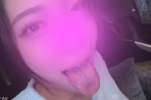 fc2-ppv 4817305 【限時促銷至1/4！！】 潮水、口水、精液都在滴！與擁有巨乳的苗條女孩雫進行原始性愛！| FC2電子市場