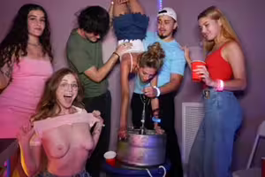 Lucy Foxx – College Blow Out