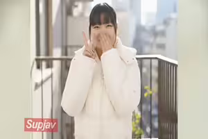 FC2PPV 4848395 一個皮膚白皙、剃毛、胸部豐滿的F罩杯變態。她忘不了上次迷上的那根大雞巴，又回來了，一邊喊著“不要再來！”，一邊徹底變了個人，把一大堆滾燙的精液噴灑在她超級敏感的身體上！